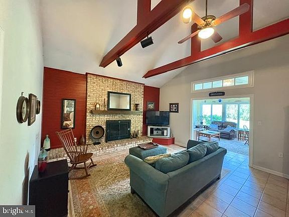3rd image of 24 Wrangler Rd
