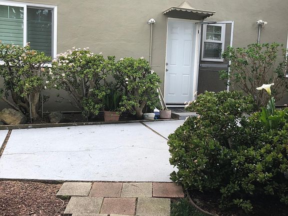 2nd image of 114 Escanyo Dr