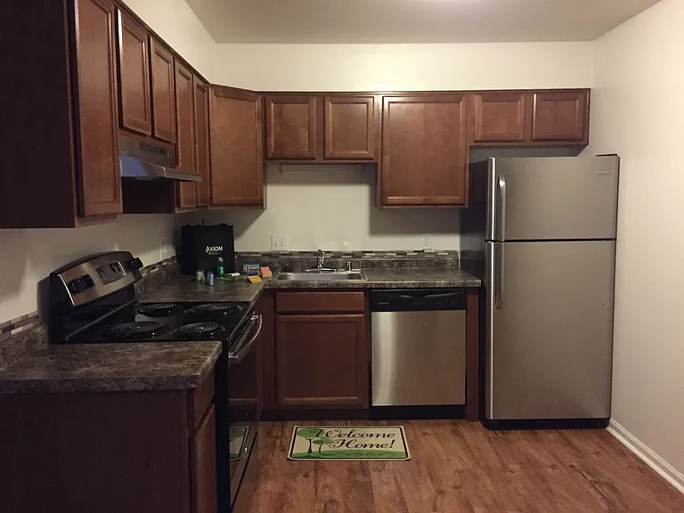 204 Saint Teresa Ter — Photo 2