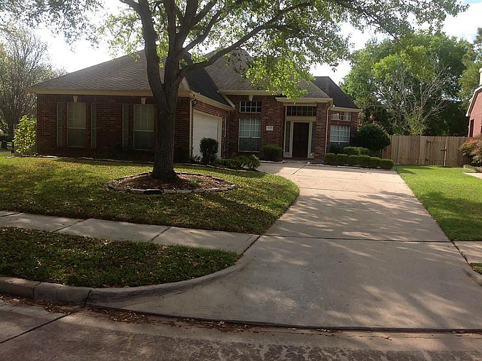 1st image of 214 Indian Summer Ct