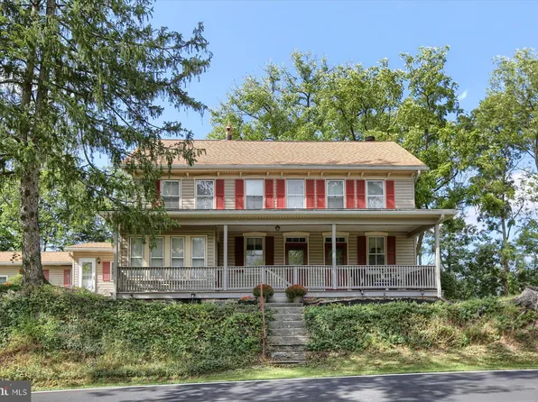 8110 Jonestown Rd, Harrisburg, PA 17112