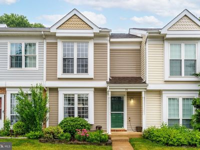 98 Saint Charles Sq, Sterling, VA, 20164