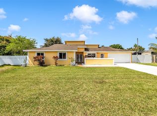 18690 SW 128th Ct, Miami, FL 33177