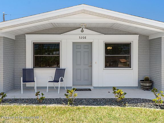 3rd image of 5208 Cicero Dr