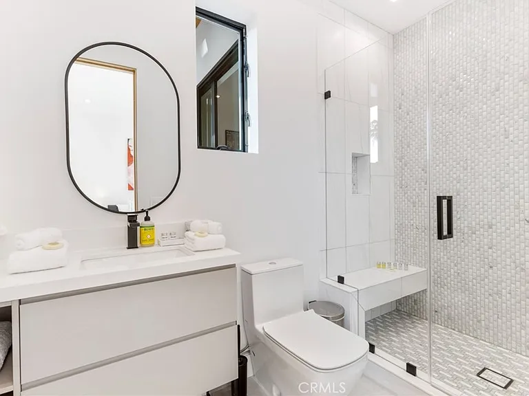 5702 Melvin Ave — Photo 37