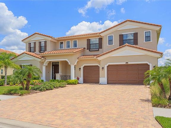 2nd image of 3932 Carrara Ct