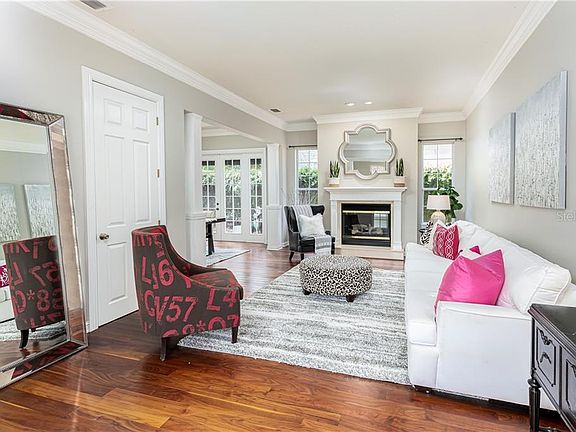 4th image of 440 Clarendon Ave