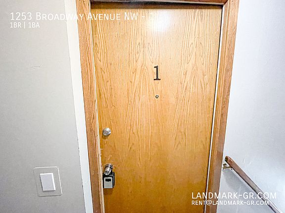 3rd image of 1253 Broadway Ave NW APT 1