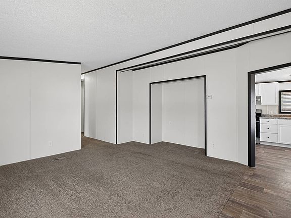 4th image of 412 Midlands