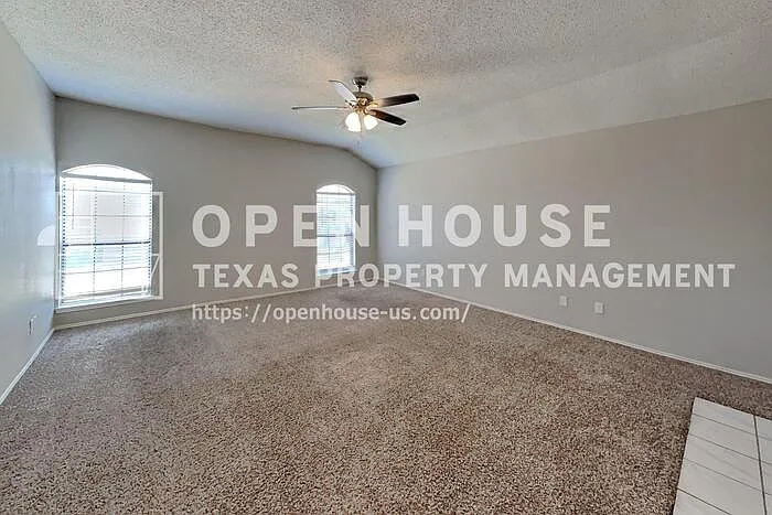 928 Fenimore Dr — Photo 12