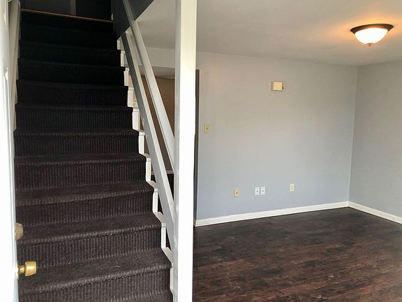 2nd image of 6233-6239 Terrie Ln #6237