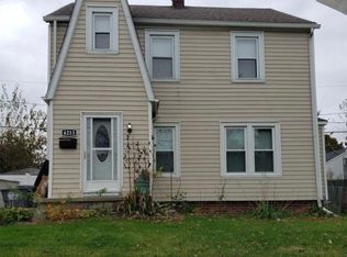 4213 Packard Rd, Toledo, OH 43612