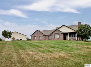 13200 E Oak Rd, Blue Springs, NE 68318