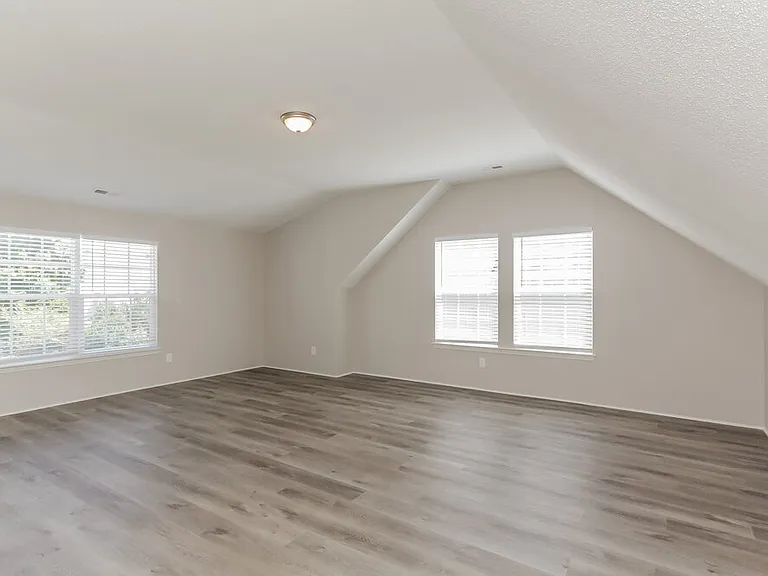7223 Claiborne Woods Rd — Photo 14