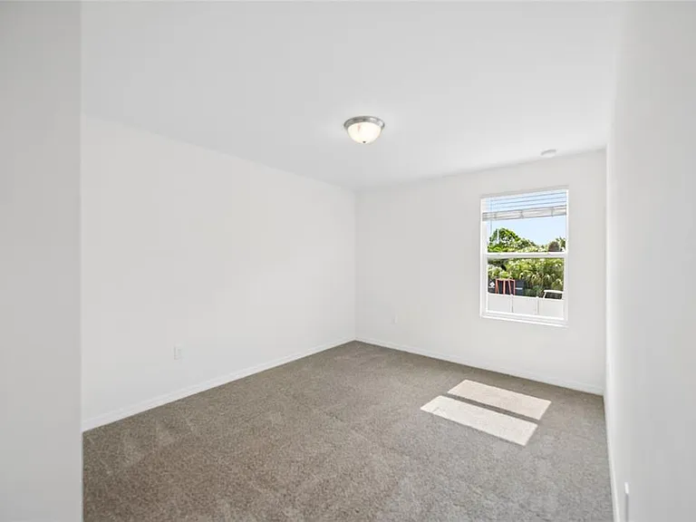 2339 White Tail St — Photo 18