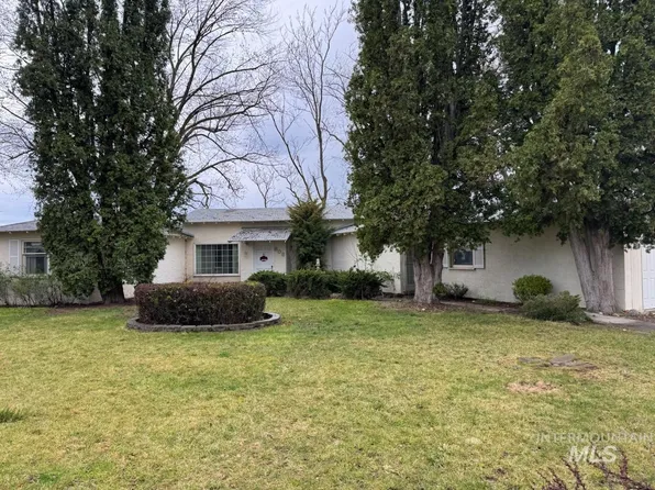 806 Hughes Dr, Payette, ID 83661