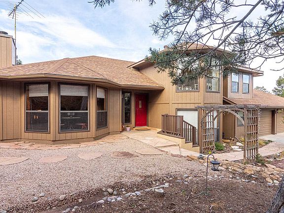 2nd image of 6 Equestrian Ct