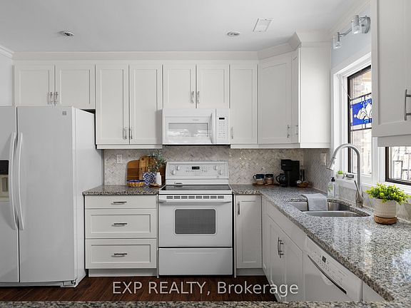 5th image of 381 Cox Mill Rd