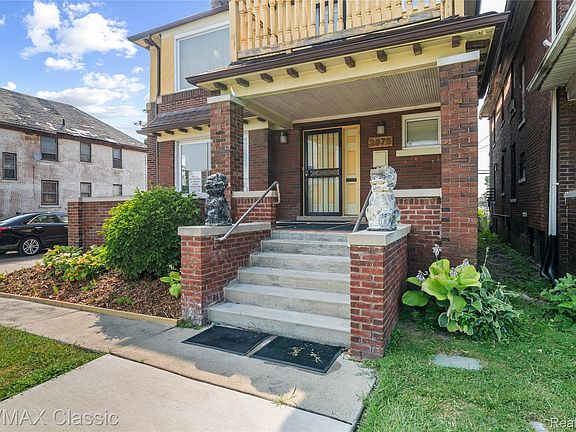 5th image of 2676 W Grand Blvd