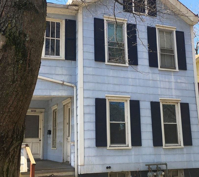 1st image of 723 1/2 4th St