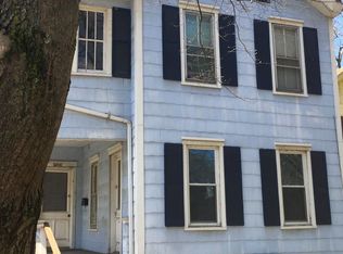 723 1/2 4th St, Marietta, OH 45750
