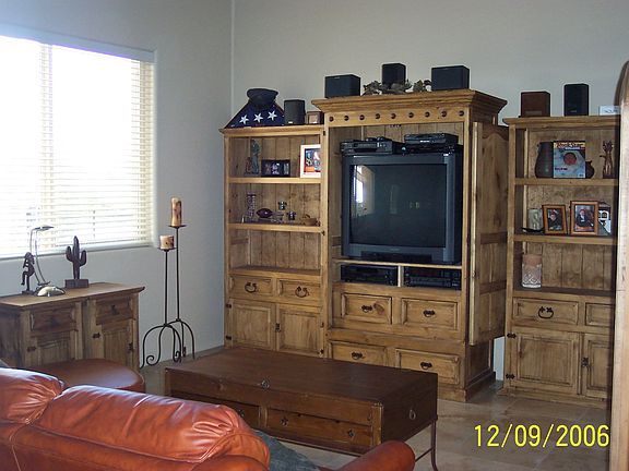 den/game room