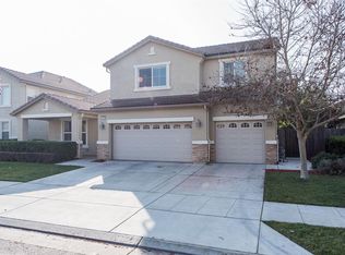 714 Serena Ave, Clovis, CA 93619