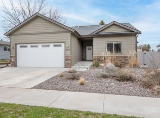 3035 Summerfield Dr, Missoula, MT 59804