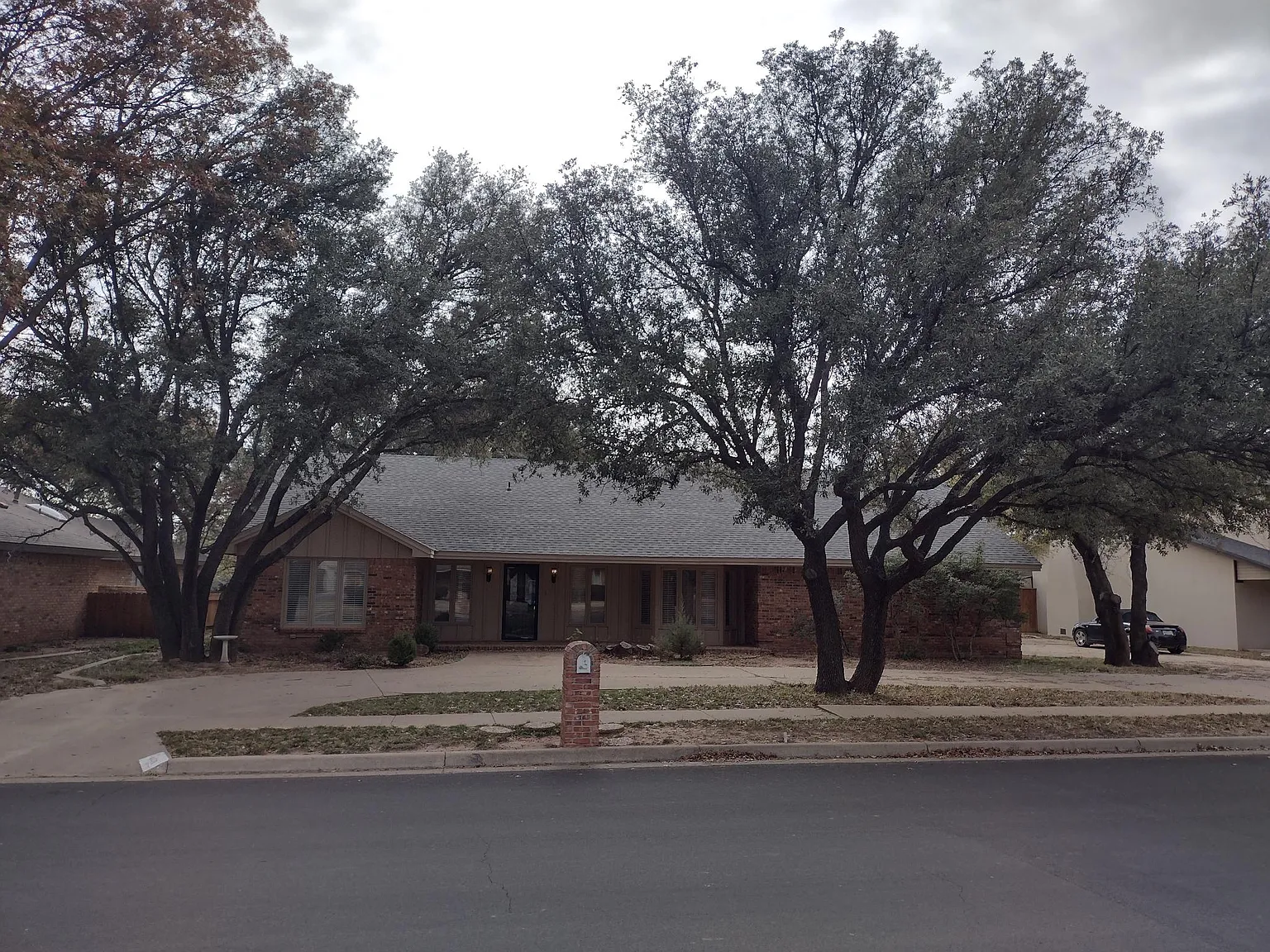 3 bed, 2619 sqft, $2,599 — Photo 1
