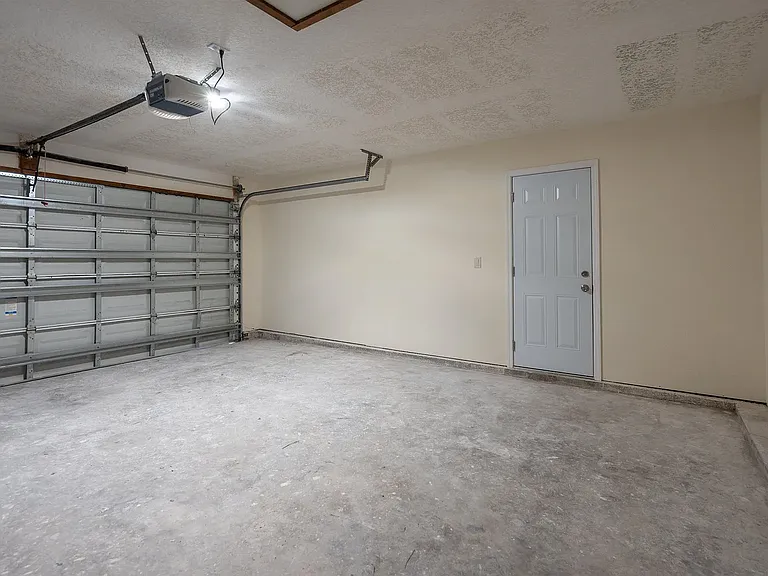 202 Gerona Rd — Photo 17