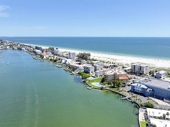 4th image of 10315 Gulf Blvd #302