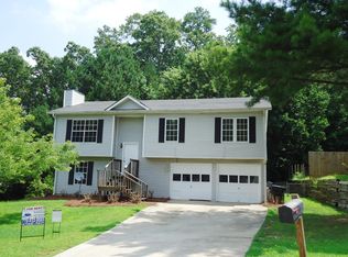 5215 Sugar Crest Dr, Buford, GA 30518