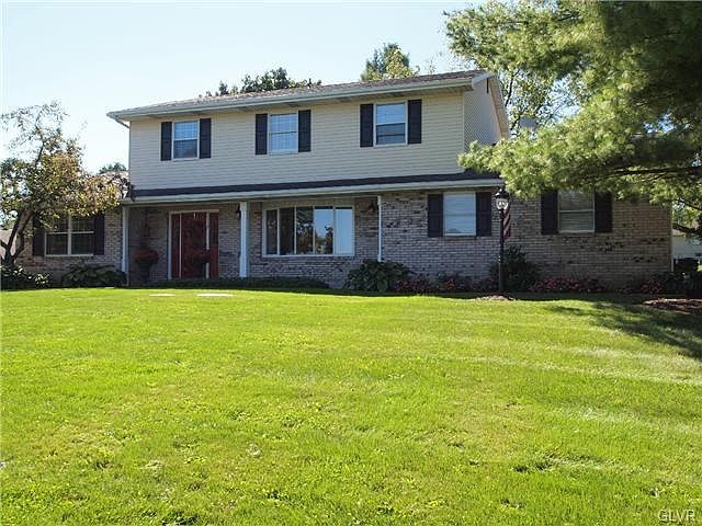 1st image of 4661 Pine Dr