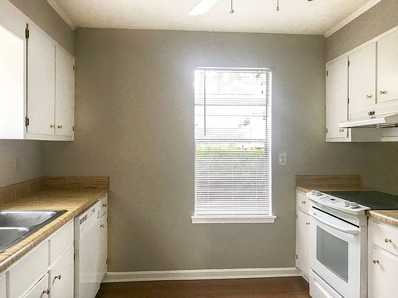 2nd image of 4087 Melrose Dr