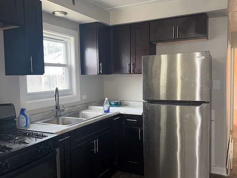 5813 W 35th St #1 — Photo 4
