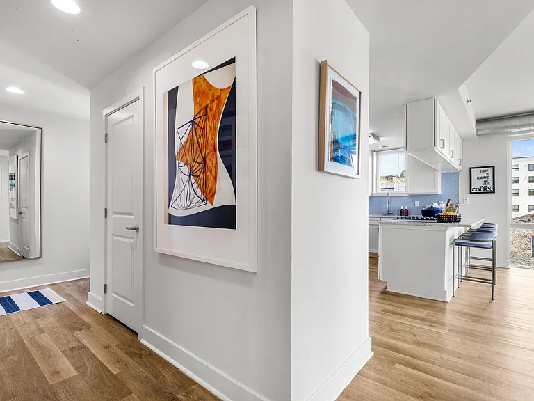 Apex Manayunk — Photo 12