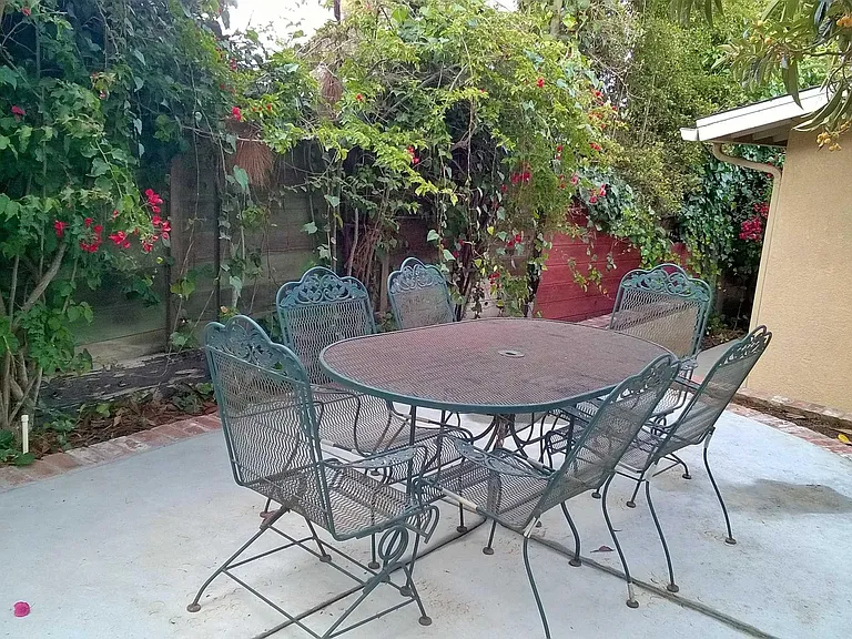 510 Tarento Dr — Photo 10
