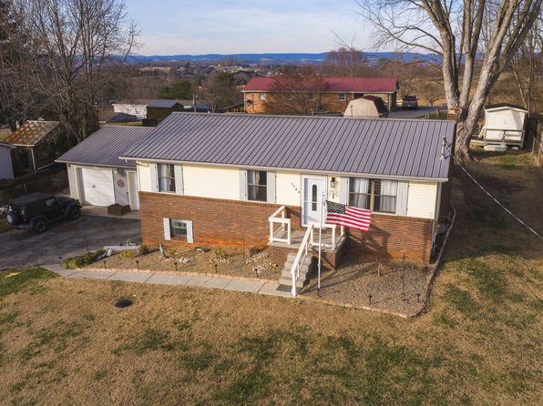 1144 Cherry Blossom Ln