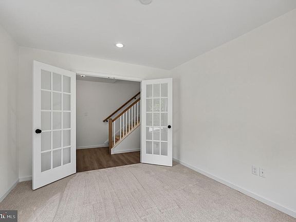 5th image of 126 Garris Rd