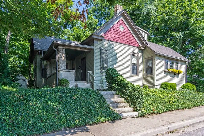 309 N Fairview St photo 1