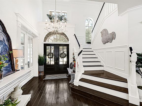5th image of 3019 Brook Shore Ct