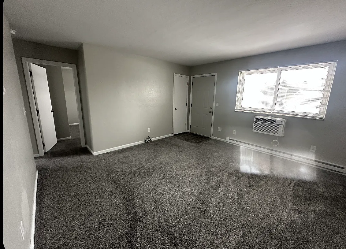 unit 23 — Photo 2
