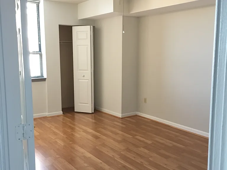 4808 Moorland Ln #902 — Photo 4