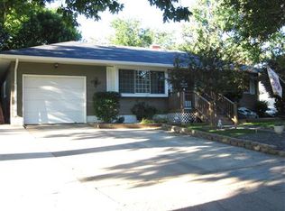 412 N Tyler Ave, Pierre, SD 57501