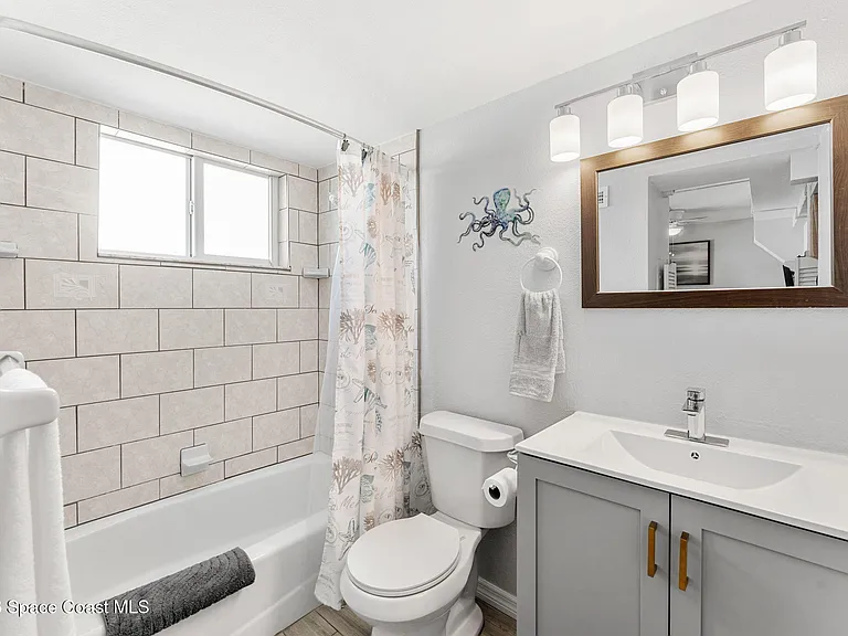 211 Circle Dr #3 — Photo 15