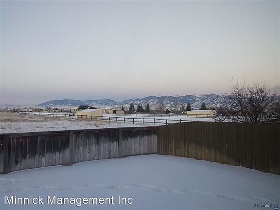 5th image of 1035 N River Rock Dr