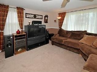 515 Ramsey Rd, Oreland, PA 19075