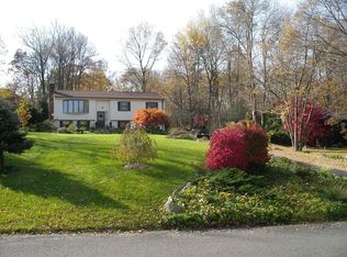 6 Saddle Rock Rd, Danbury, CT 06811