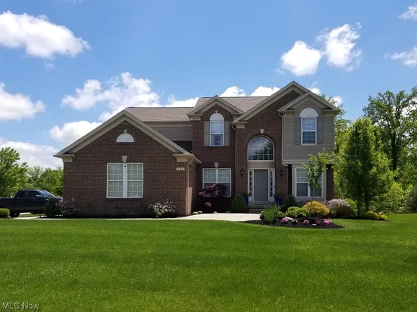 537 Wilmington Dr, Broadview Heights, OH 44147