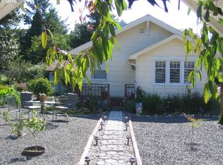 1906 Jackson St, Port Orford, OR